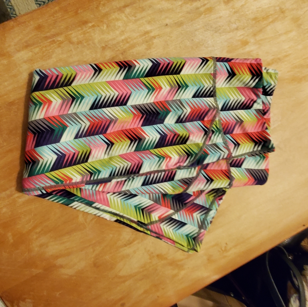 Fabletics Capris - image 2